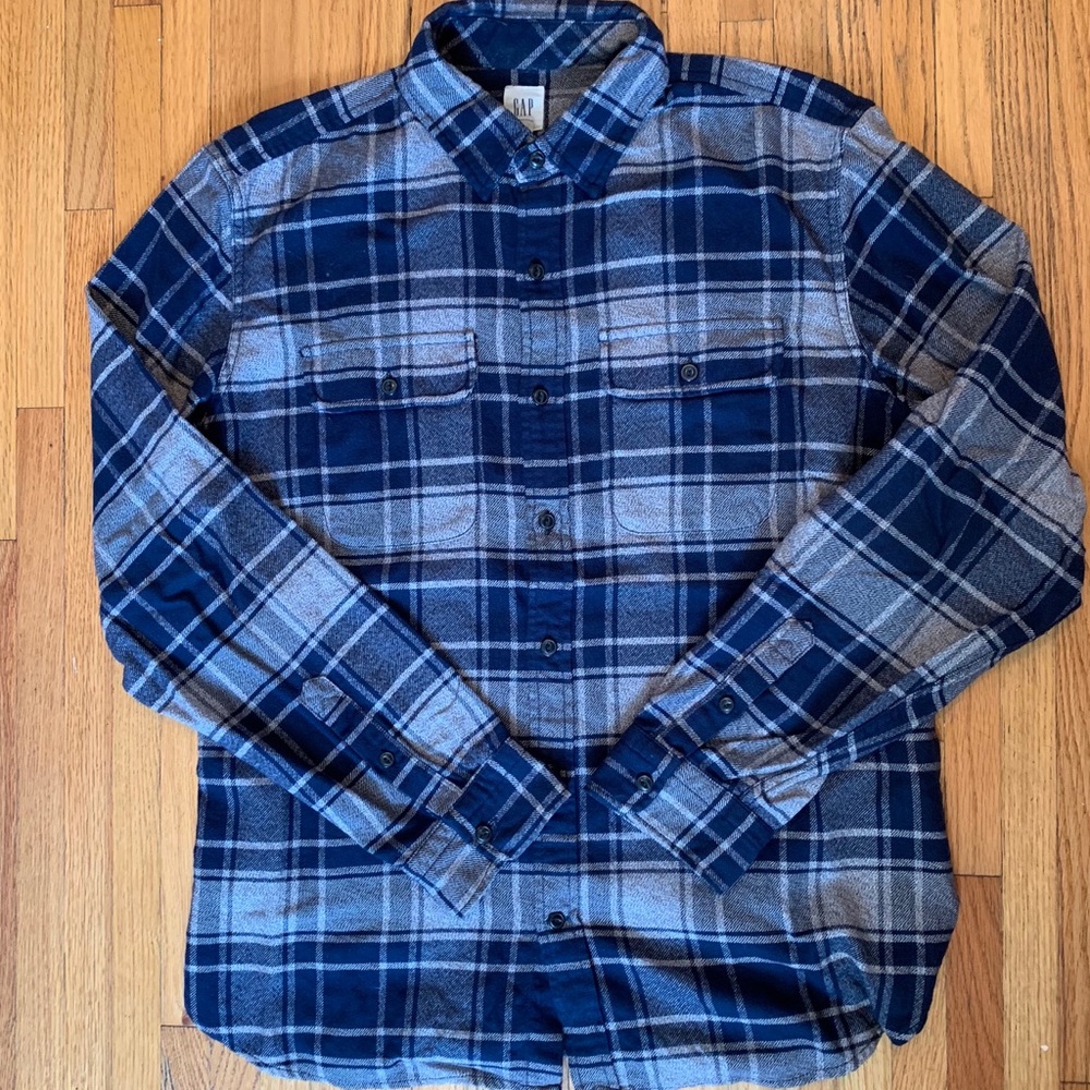 Gap Flannel Button Up Large